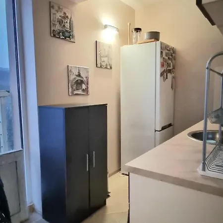 דירה Cozy 1 Bed With Sea View & Pool